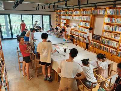 书写未来，童心书韵——洪开桥村缘溪书院举办文化艺术交流活动